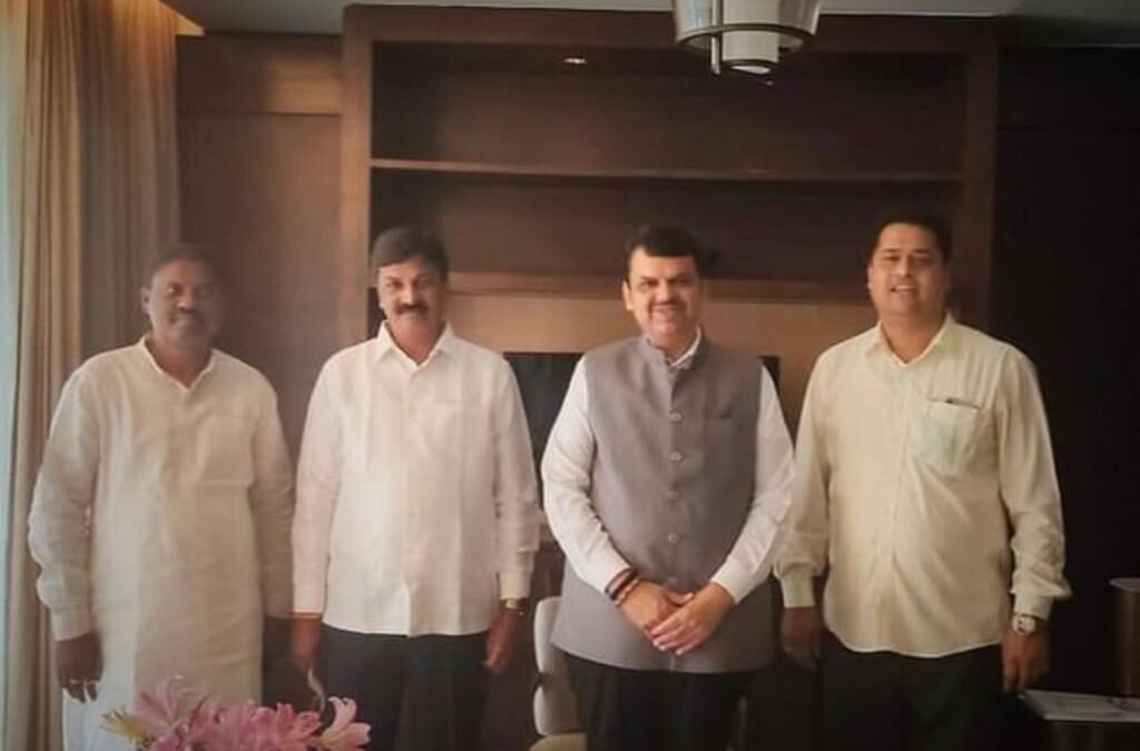 Joined meeting with Ex District Minister Shri Ramesh Jarkiholi ji Ex CM of Maharashtra Shri Devendra Fadnavis ji