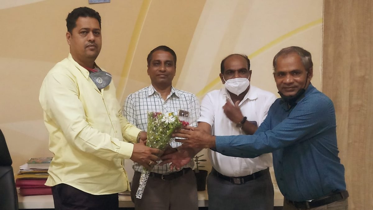 Felicitated by Members of  AEE of Belgaum Hescom.!!