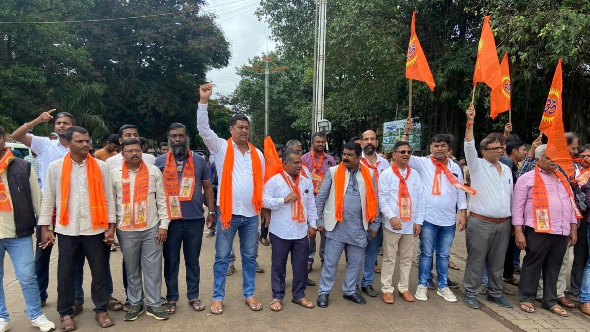 Protest Against the Murder of Hindu Activist at Chennamma Circle Belgaum